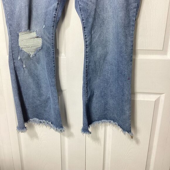 Lane Bryant Distressed Jeans Mid-Rise Flare Signature Fit Flex Magic 28 - Picture 5 of 12